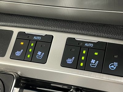 2016 Toyota LAND CRUISER 200 缩略图 39