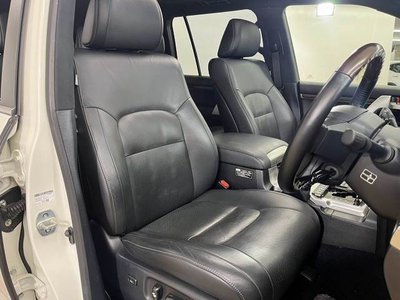 صورة 5 لـ 2016 Toyota LAND CRUISER 200