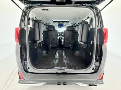 TOYOTA ALPHARD - 8