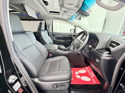 TOYOTA ALPHARD - 4