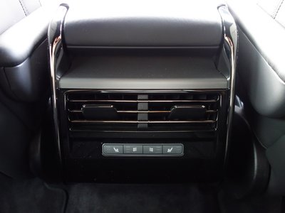 صورة مصغرة 32 لـ 2025 LAND Rover RANGE ROVER SPORT