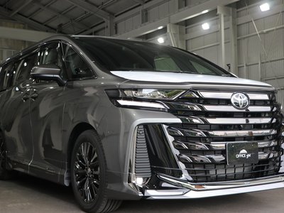 TOYOTA VELLFIRE - 7