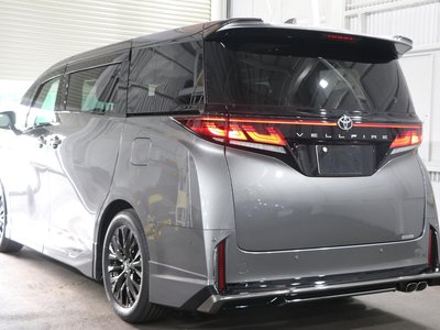TOYOTA VELLFIRE - 10