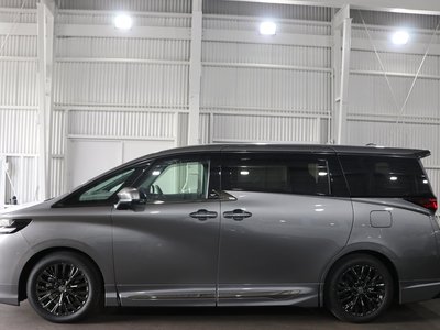 TOYOTA VELLFIRE - 3
