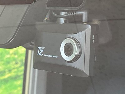 TOYOTA LAND CRUISER 70 - 5