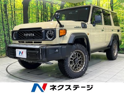 TOYOTA LAND CRUISER 70 - 1