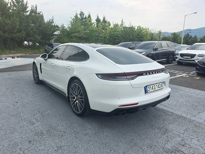 2021 Porsche PANAMERA 照片 7