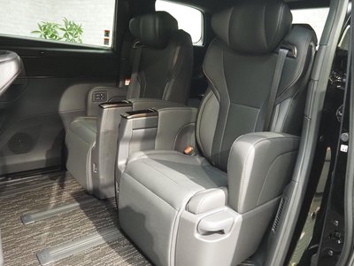 صورة مصغرة 40 لـ 2026 Toyota ALPHARD