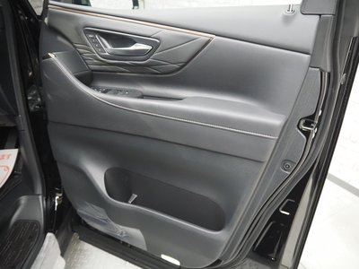 صورة مصغرة 30 لـ 2026 Toyota ALPHARD
