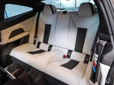 صورة 8 لـ 2022 BMW M4 COUPE