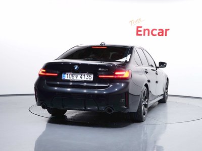 2025 BMW 3 SERIES 照片 3