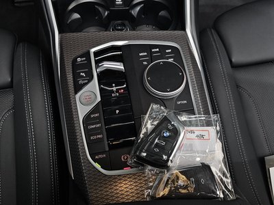 2025 BMW 3 SERIES 缩略图 12