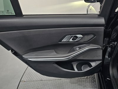 2025 BMW 3 SERIES 缩略图 15