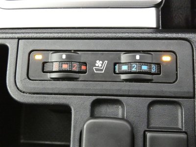 2023 Toyota LAND CRUISER PRADO — миниатюра 19
