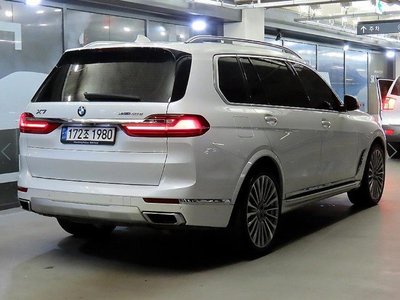 2022 BMW X7 照片 3