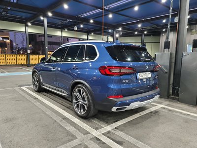 صورة 5 لـ 2021 BMW X5