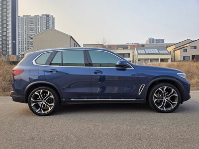 صورة 7 لـ 2021 BMW X5