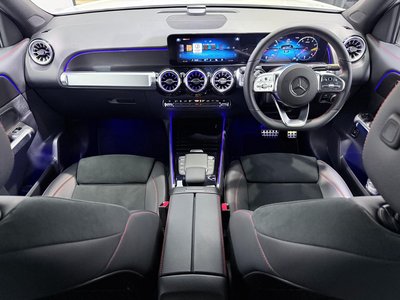 MERCEDES-BENZ GLB - 4