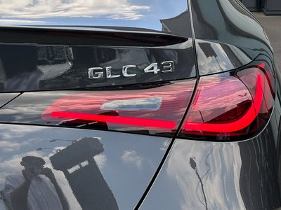2025 Mercedes-BENZ GLC AMG — миниатюра 15