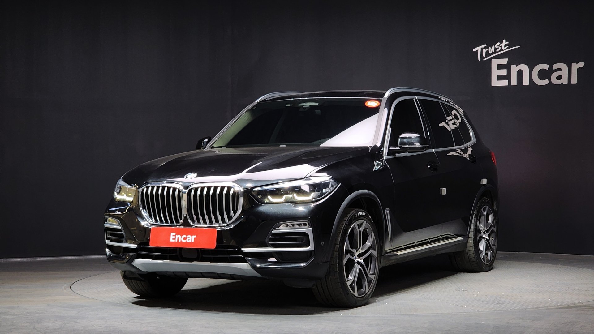 BMW X5 - View 1