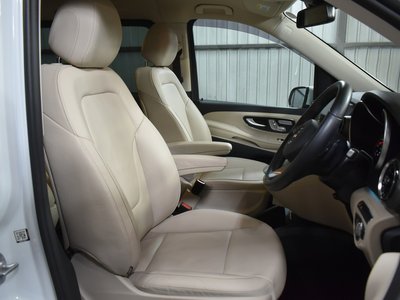 MERCEDES-BENZ V-CLASS - 7