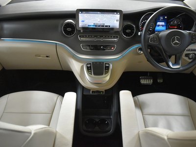 MERCEDES-BENZ V-CLASS - 2