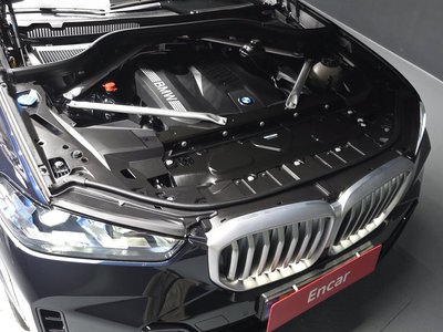 صورة 8 لـ 2026 BMW X5