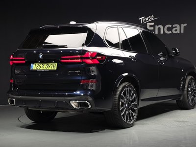 صورة 6 لـ 2026 BMW X5