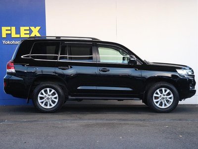صورة 6 لـ 2018 Toyota LAND CRUISER 200