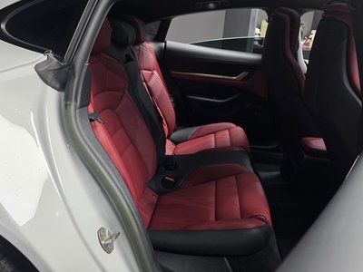 2023 Porsche TAYCAN 缩略图 12
