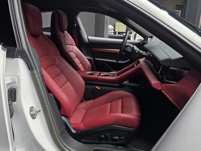 2023 Porsche TAYCAN 缩略图 11