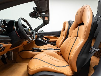 صورة 4 لـ 2022 Ferrari F8 SPIDER