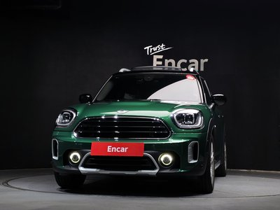 2023 MINI COOPER COUNTRYMAN photo 2