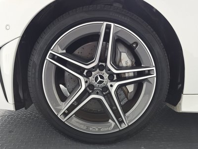 MERCEDES-BENZ CLS-CLASS - 6