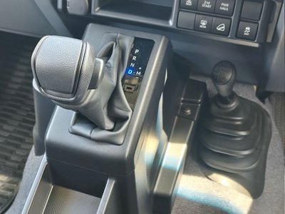صورة مصغرة 25 لـ 2025 Toyota LAND CRUISER 70