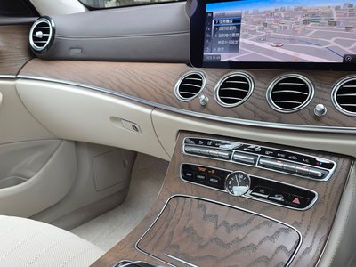 صورة 5 لـ 2020 Mercedes-BENZ E-CLASS