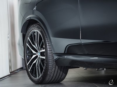 2023 BMW X5 — миниатюра 19