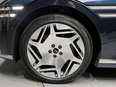 صورة 6 لـ 2023 Genesis G90 (RS4)