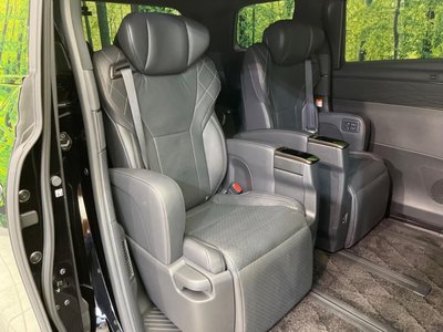 TOYOTA VELLFIRE - 10