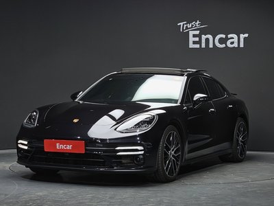 PORSCHE PANAMERA - 1