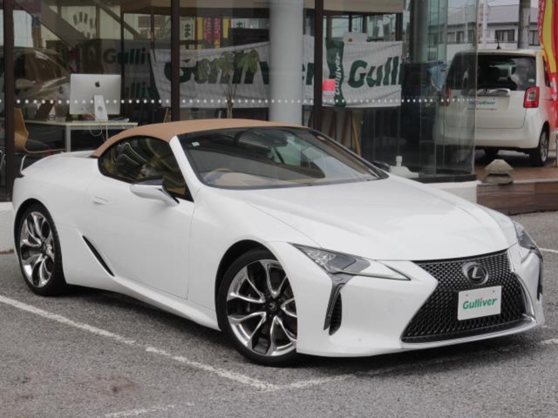 LEXUS LC CONVERTIBLE - View 1