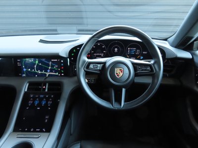 2023 Porsche TAYCAN — миниатюра 13
