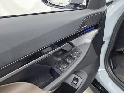 2024 BMW 5 SERIES 缩略图 30
