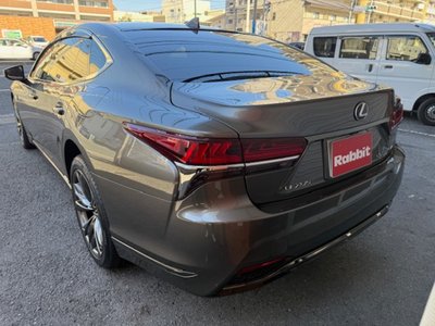 LEXUS LS - 9