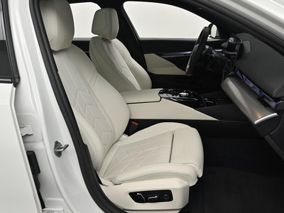 BMW 5 SERIES - 10