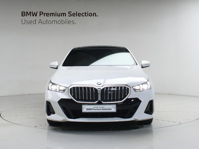 BMW 5 SERIES - 4