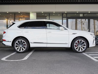 BENTLEY BENTAYGA - 7