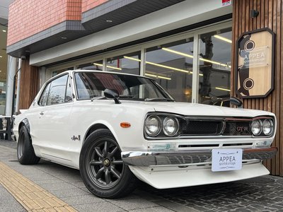 NISSAN SKYLINE GT-R - 1