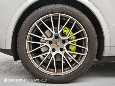 صورة 6 لـ 2023 Porsche CAYENNE