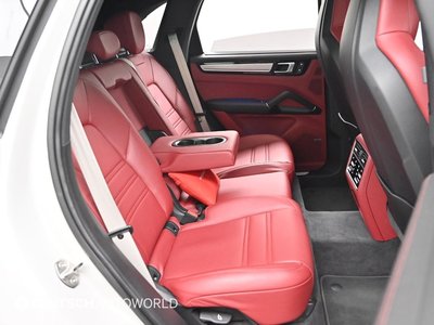 صورة مصغرة 12 لـ 2023 Porsche CAYENNE